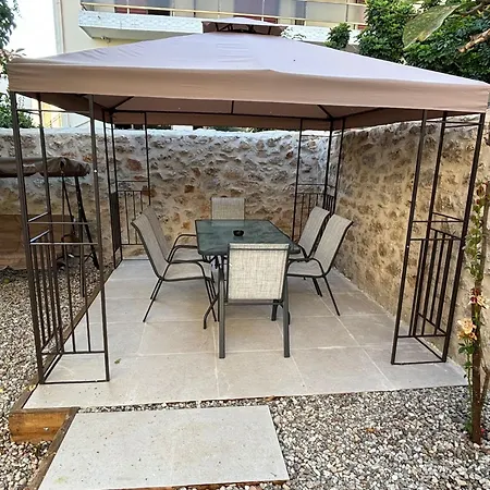 Poems Homes Lägenhet *